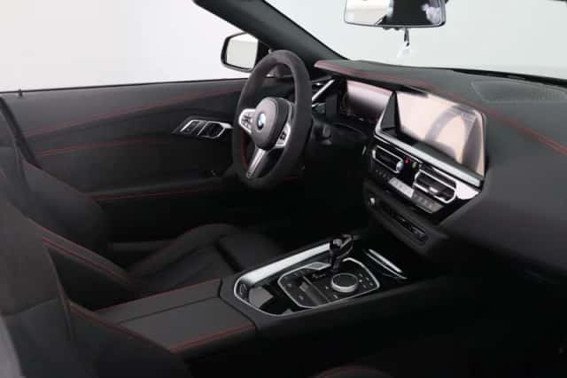 BMW Z4 (2026) thumbnail 38