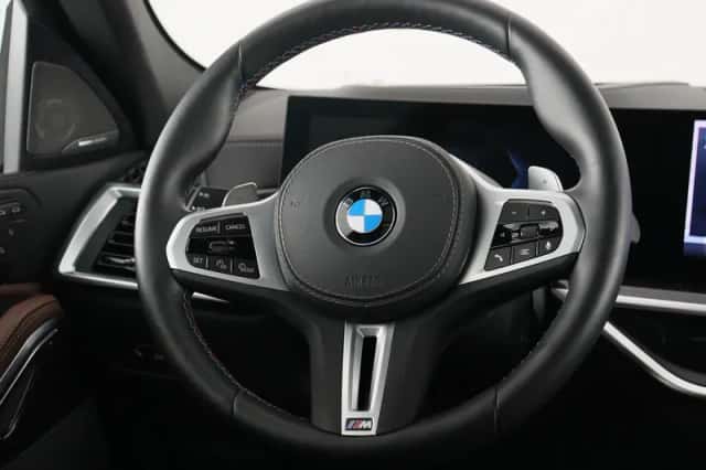 BMW X6 (2024) thumbnail 2