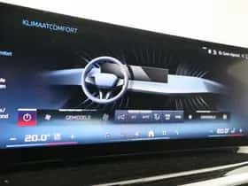 BMW X6 (2024) thumbnail 16