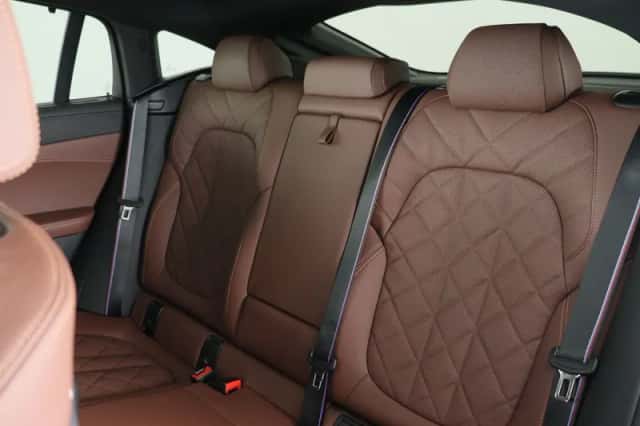 BMW X6 (2024) thumbnail 19