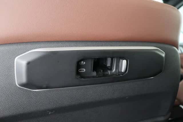 BMW X6 (2024) thumbnail 32