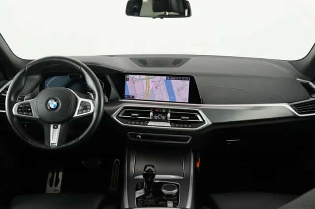 BMW X5 (2023) thumbnail 14