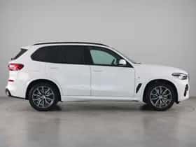 BMW X5 (2023) thumbnail 9