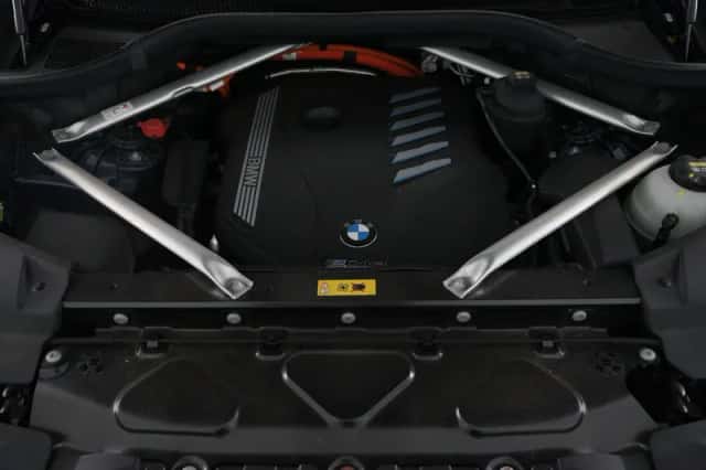 BMW X5 (2021) thumbnail 23