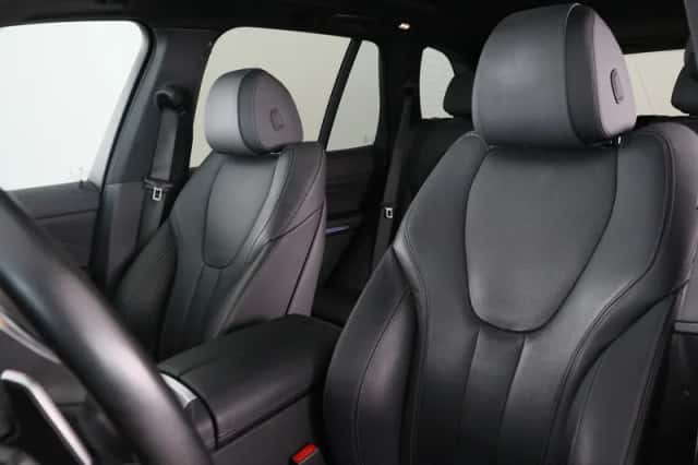 BMW X5 (2021) thumbnail 30