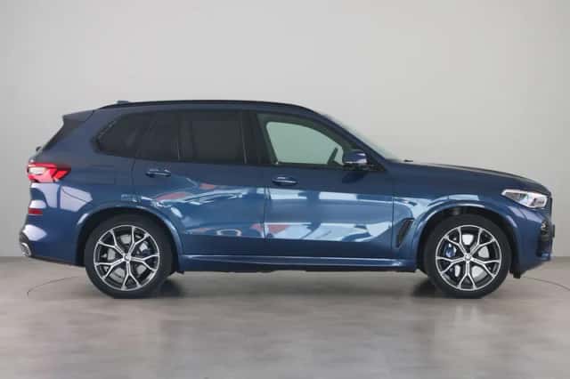 BMW X5 (2021) thumbnail 4