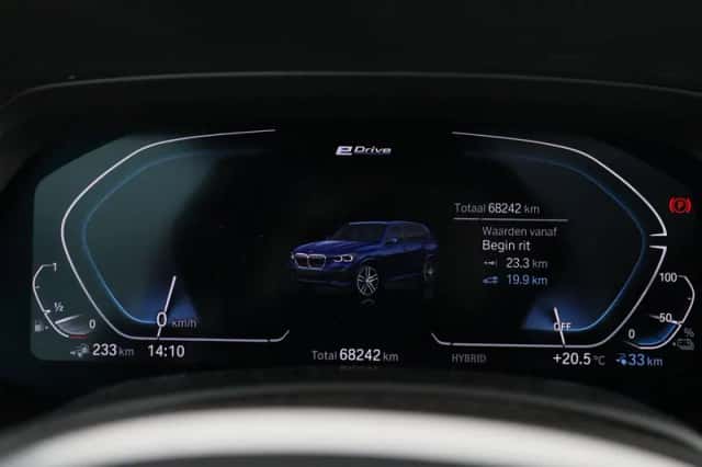 BMW X5 (2021) thumbnail 10