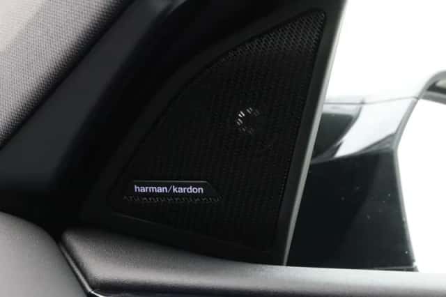 BMW X3 (2026) thumbnail 15