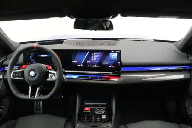 BMW M5 (2026) thumbnail 13