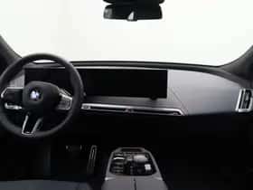 BMW iX (2026) thumbnail 15