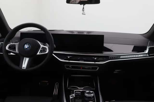 BMW X5 (2026) thumbnail 13