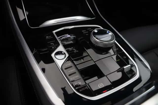BMW X5 (2026) thumbnail 19
