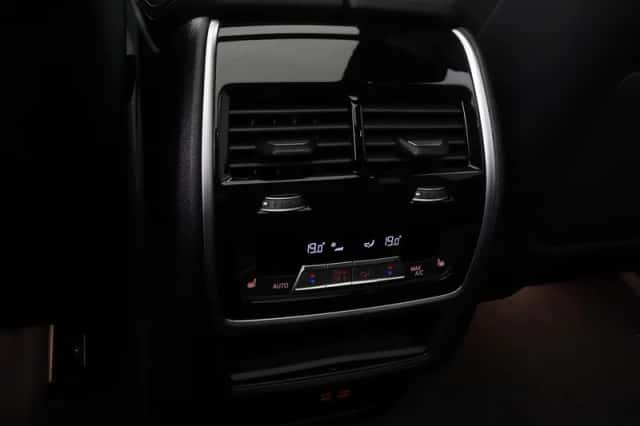 BMW X5 (2026) thumbnail 23