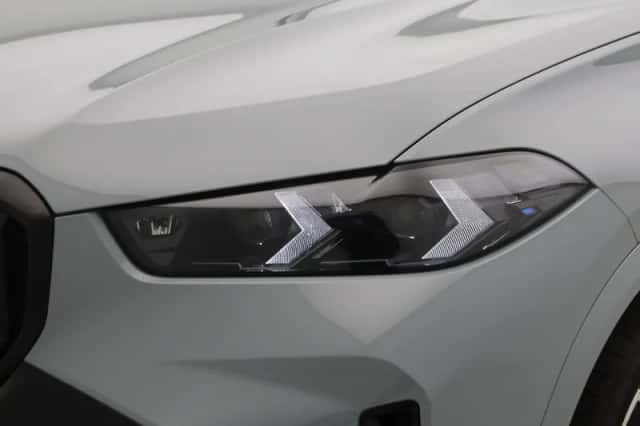 BMW X5 (2026) thumbnail 25