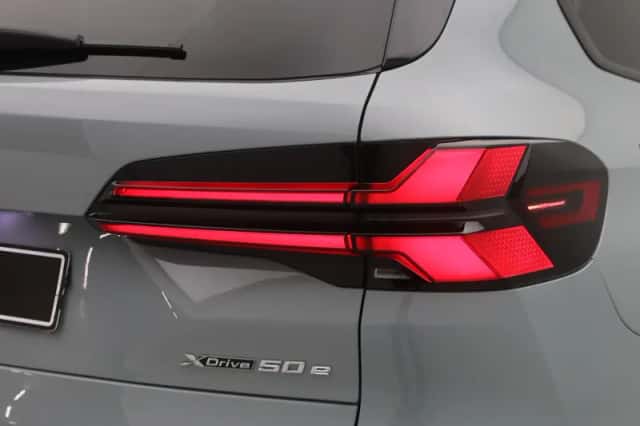 BMW X5 (2026) thumbnail 27