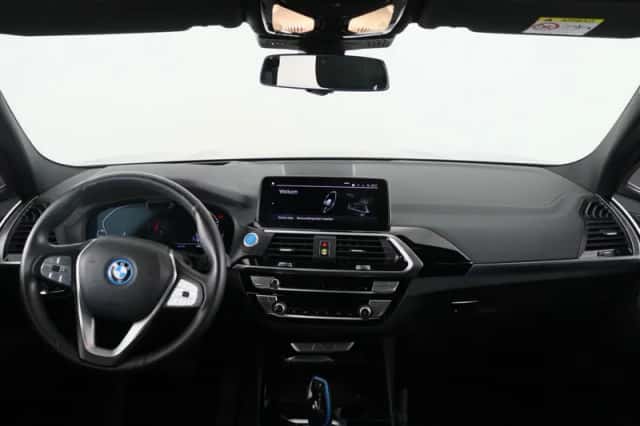 BMW iX3 (2022) thumbnail 17