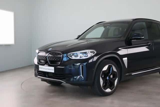 BMW iX3 (2022) thumbnail 24