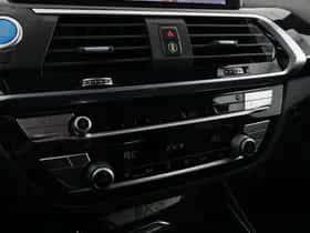 BMW iX3 (2022) thumbnail 10