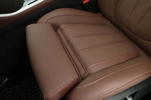BMW X5 (2026) thumbnail 16