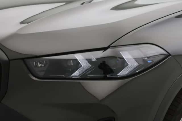 BMW X5 (2026) thumbnail 24