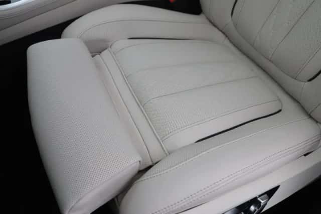 BMW X5 (2026) thumbnail 16