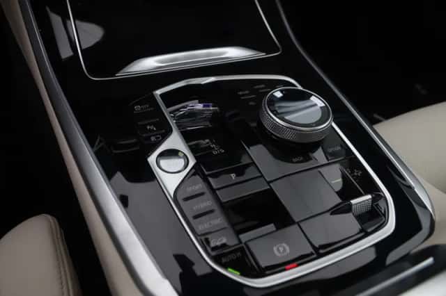 BMW X5 (2026) thumbnail 19