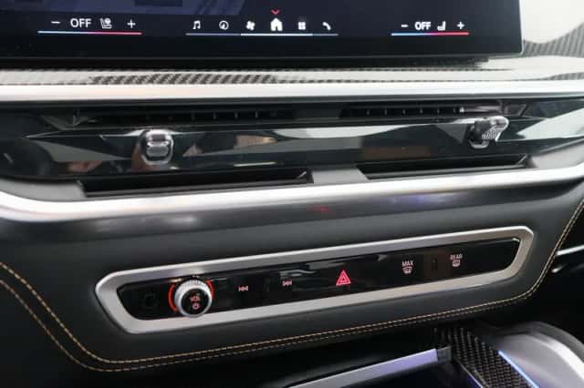 BMW X5M (2025) thumbnail 16