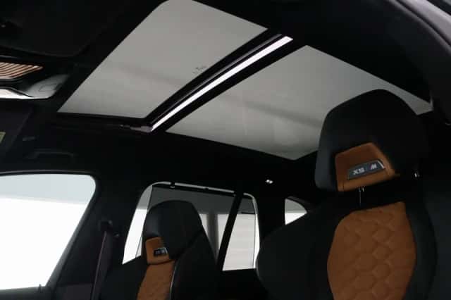 BMW X5M (2025) thumbnail 36