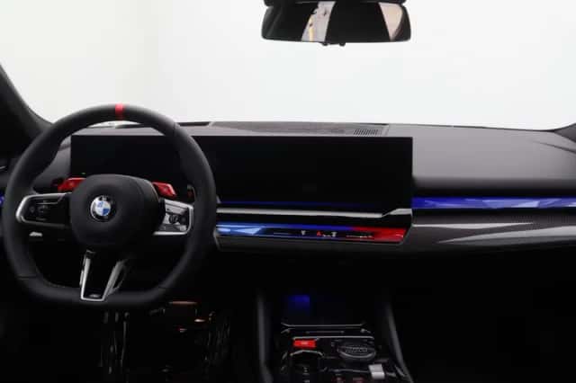 BMW M5 (2026) thumbnail 13