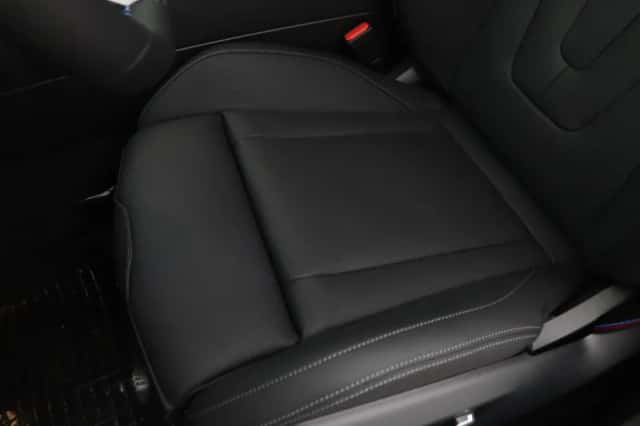 BMW M5 (2026) thumbnail 15