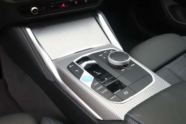 BMW i4 (2026) thumbnail 16