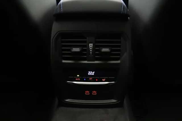 BMW i4 (2026) thumbnail 20