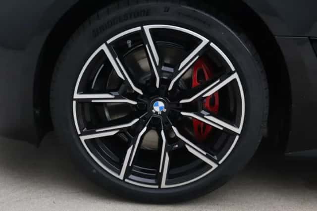BMW i4 (2026) thumbnail 21