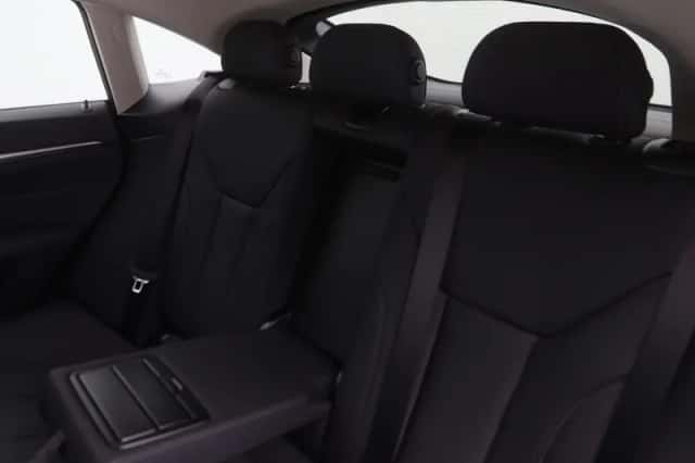 BMW i4 (2026) thumbnail 15