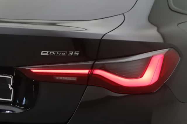 BMW i4 (2026) thumbnail 20