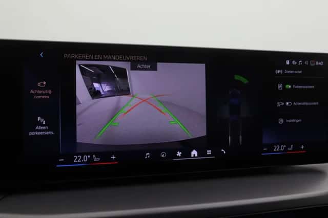 BMW i4 (2026) thumbnail 22
