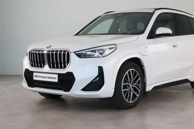 BMW X1 (2023) thumbnail 28