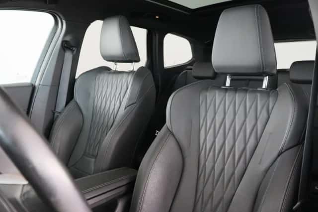 BMW X1 (2023) thumbnail 4