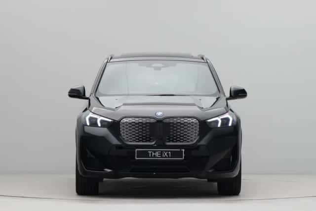 BMW iX1 (2026) thumbnail 4