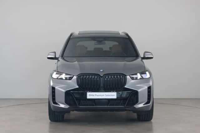 BMW X5 (2024) thumbnail 2