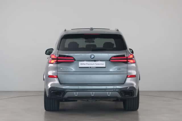 BMW X5 (2024) thumbnail 6
