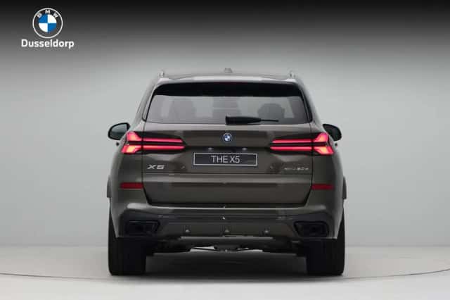BMW X5 (2026) thumbnail 6