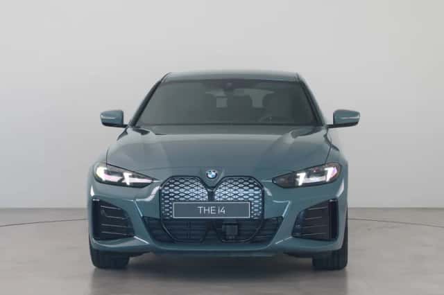 BMW i4 (2026) thumbnail 2
