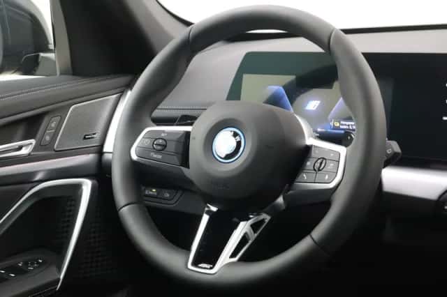 BMW X1 (2026) thumbnail 2