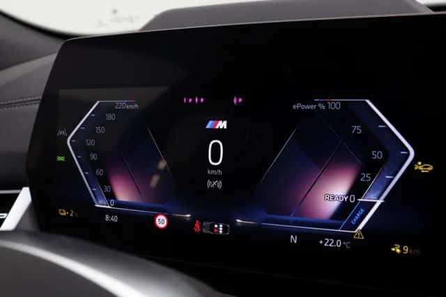 BMW iX2 (2026) thumbnail 3