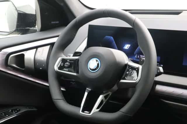 BMW X3 (2026) thumbnail 2