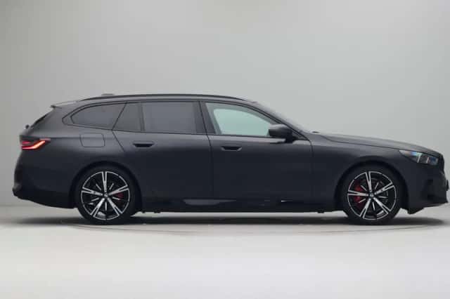 BMW i5 (2026) thumbnail 4