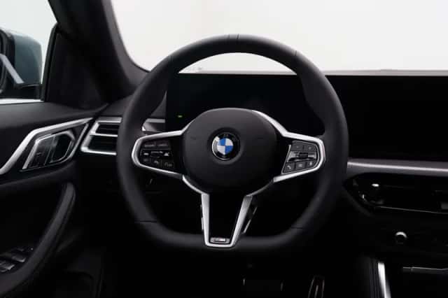 BMW i4 (2026) thumbnail 2