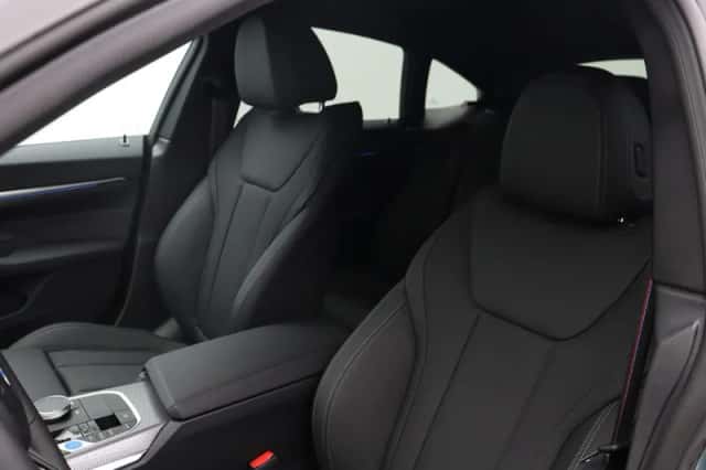 BMW i4 (2026) thumbnail 4