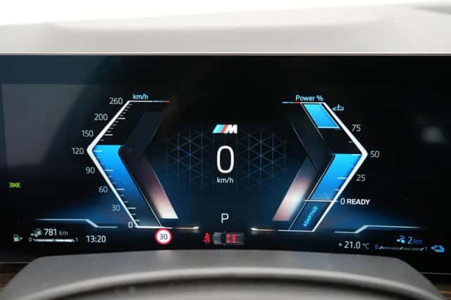 BMW X5 (2025) thumbnail 3